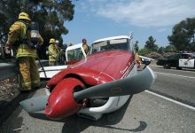 Plane Lands on 101