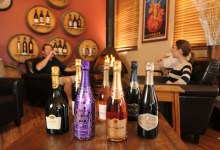 Oysters & Champagne @ Corks n’ Crowns