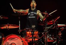 Blink-182 Light Up the Bowl