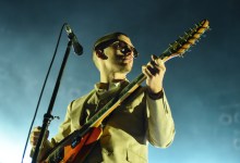 Arctic Monkeys Slay the Bowl