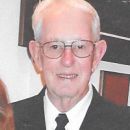 Max  Lynn