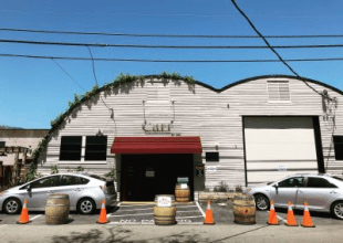 Carr Winery Hosts Food Drive-Thru Fundraiser