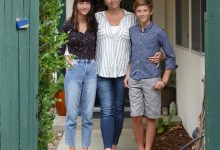 Porch Portraits Support Habitat for Humanity’s Housing Projects