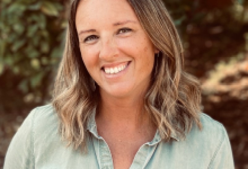 Goleta Union School Board Candidate Devany Bechler Just Says ‘No’ to Pantsuit Politicking