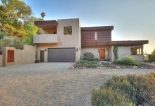 Reconnecting in a Mission Canyon Contemporary