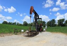Oil-Rig Setback Rule Doesn’t Go Far Enough