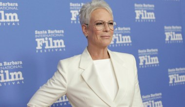 A Joyful Jamie Lee Curtis Receives the Maltin Modern Master Award from Santa Barbara International Film Festival