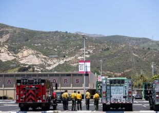 Fire Crews Battle Half-Acre Blaze near Carpinteria High School