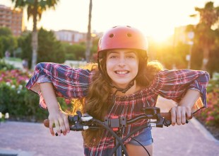 Riding Safely: E-Bike Safety Tips for the Entire Family